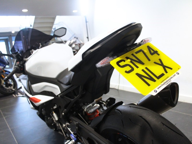 2024 (74) S 1000 RR Sport with M Pack 5033273