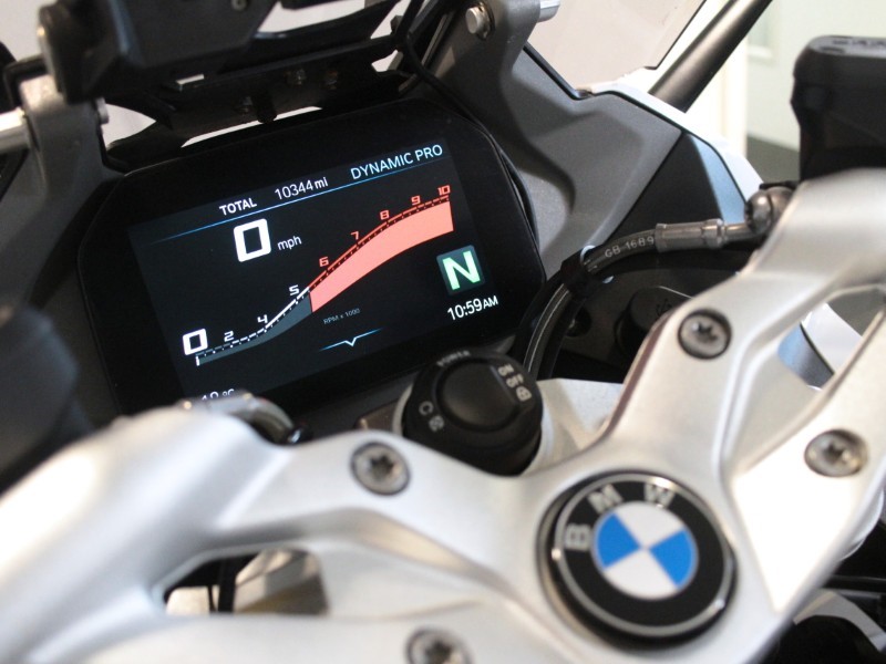 2023 (72) R 1250 RS SE 5063770