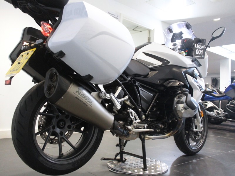 2023 (72) R 1250 RS SE 5063775