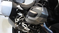 2023 (72) R 1250 RS SE 5063782