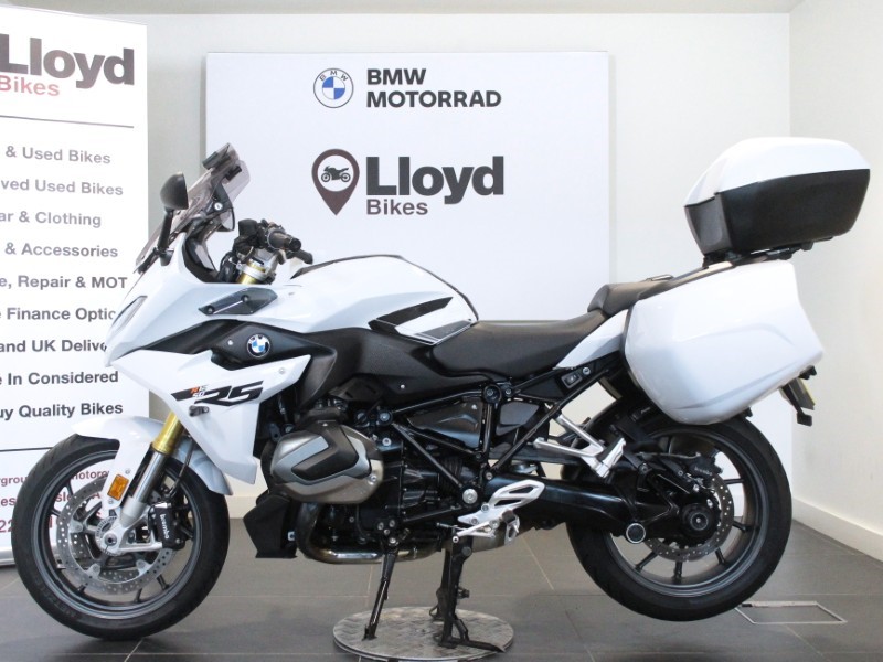 2023 (72) R 1250 RS SE 5063763