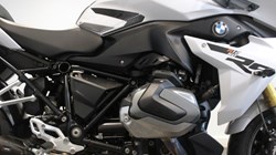 2023 (72) R 1250 RS SE 5063779