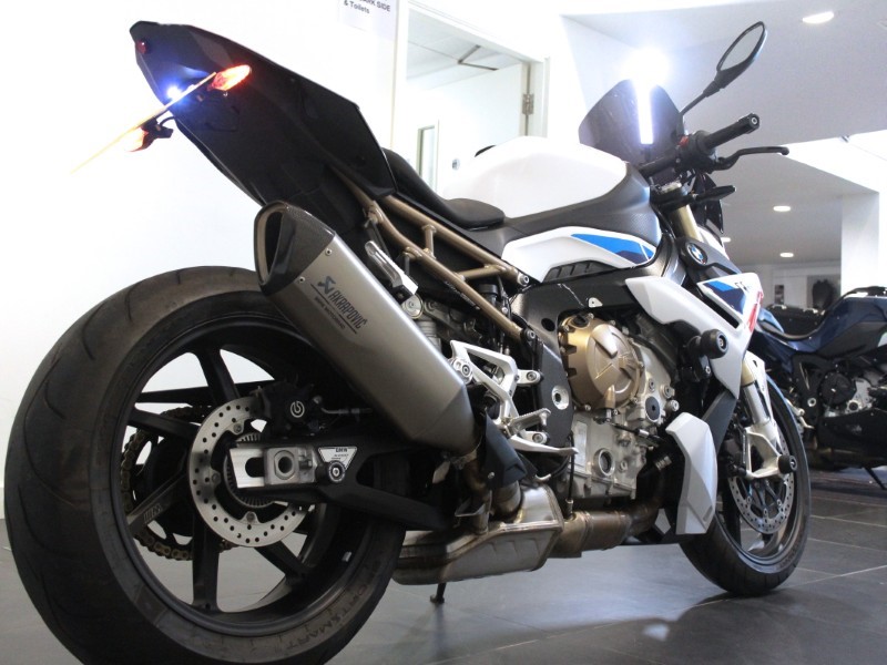 2021 (71) S 1000 R Sport with M Pack 5280445