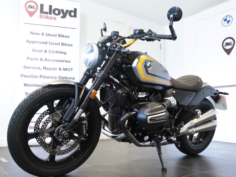 2024 (24) R 12 Option 719 5280506