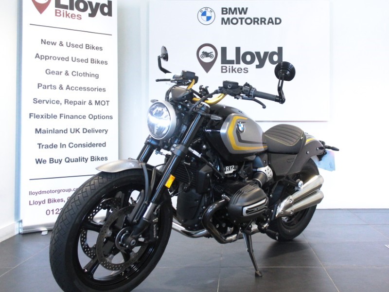 2024 (24) R 12 Option 719 5280488