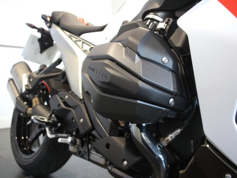 2025 (75) R 1300 RS SE 5566790