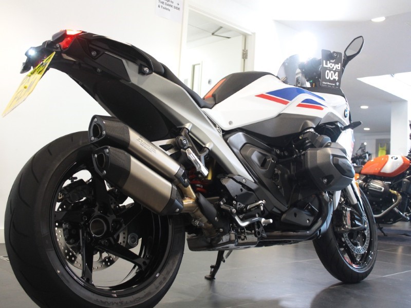 2025 (75) R 1300 RS SE 5566782