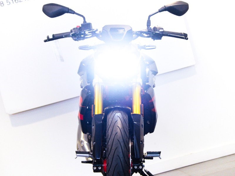 2025 (75) G 310 R 5690562