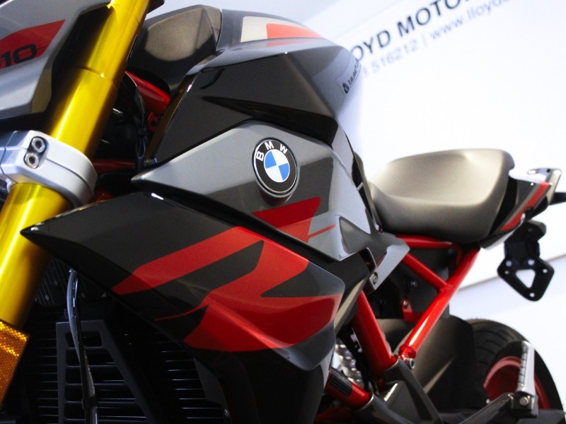 2025 (75) G 310 R 5690560