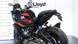 2025 (75) M 1000 XR Competition Pack 5613037