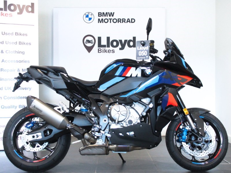2025 (75) M 1000 XR Competition Pack