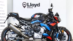 2025 (75) M 1000 R Competition Pack 5612996