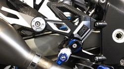 2025 (75) M 1000 R Competition Pack 5613024