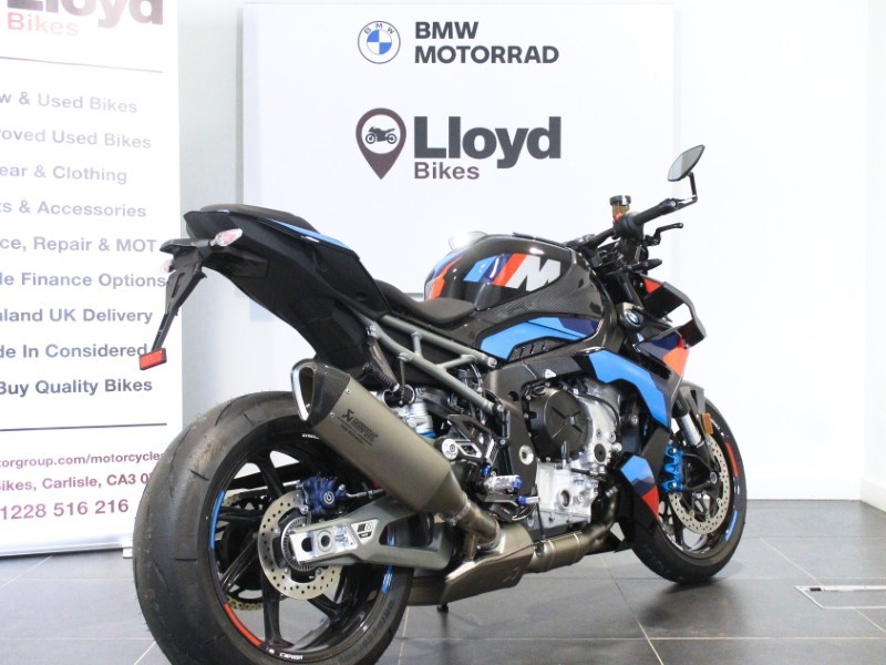2025 (75) M 1000 R Competition Pack 5613003