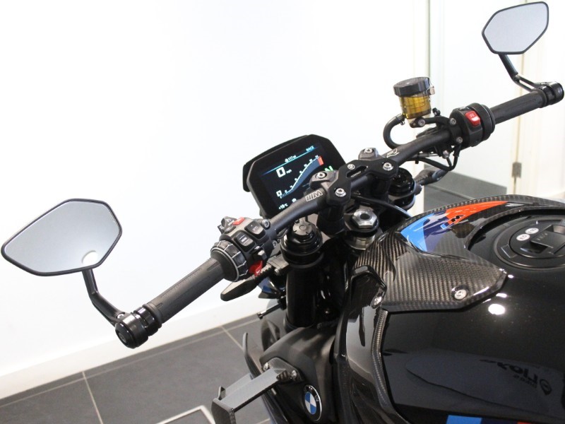 2025 (75) M 1000 R Competition Pack 5613005