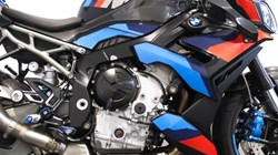 2025 (75) M 1000 R Competition Pack 5613017