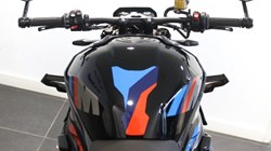 2025 (75) M 1000 R Competition Pack 5613007