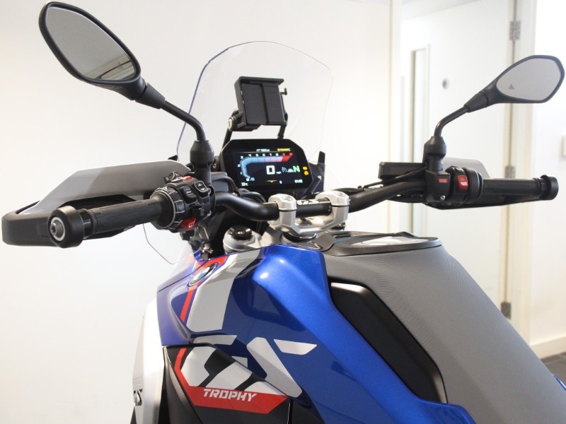 2025 (75) R 1300 GSA TE 5650241