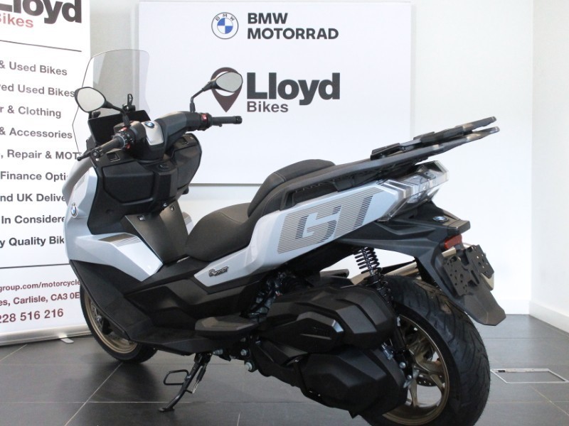 2026 (26) C 400 GT 5927740