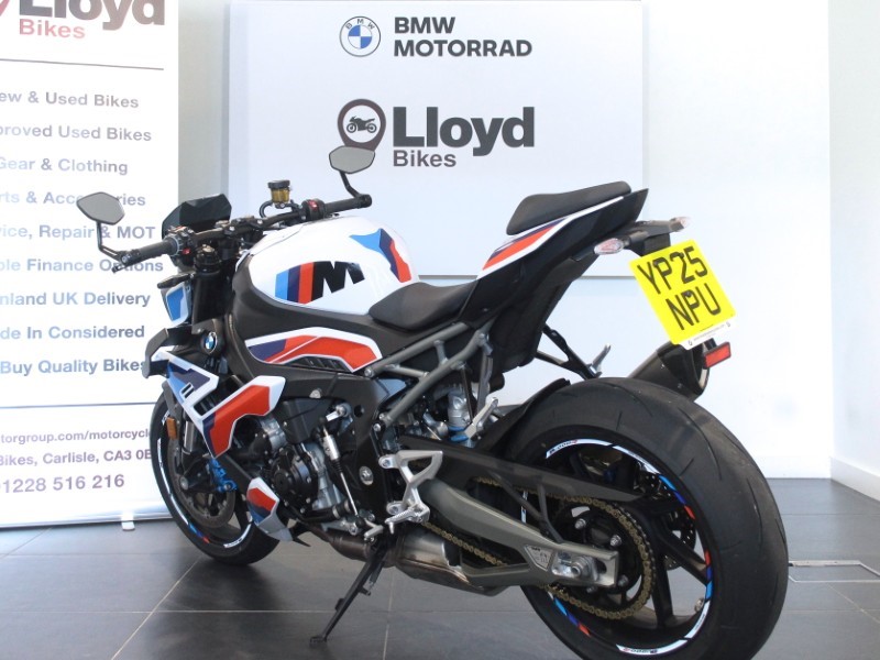 2025 (25) M 1000 R 5690248