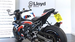 2025 (25) M 1000 R 5690248