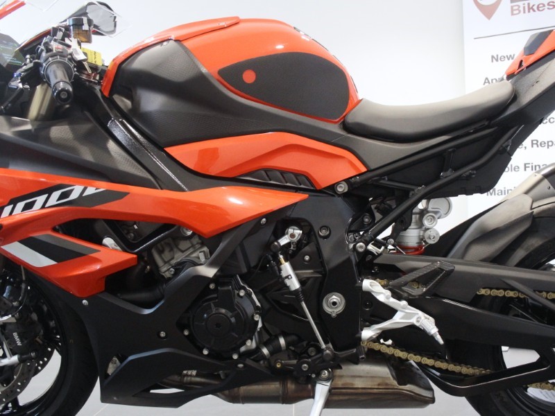 2024 (74) S 1000 RR Sport 5669088