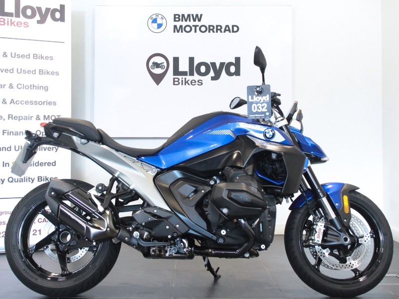 2025 (25) R 1300 R SE