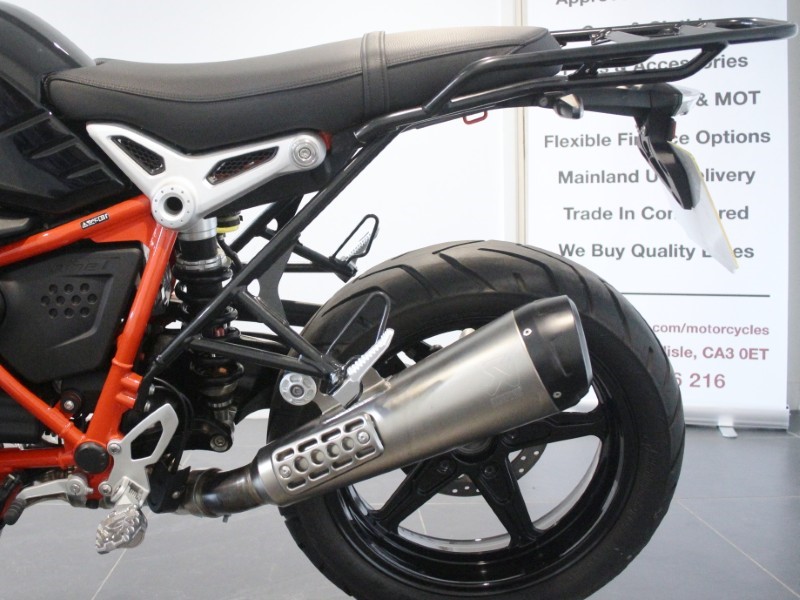 2023 (23) R NineT Urban G/S 5916677
