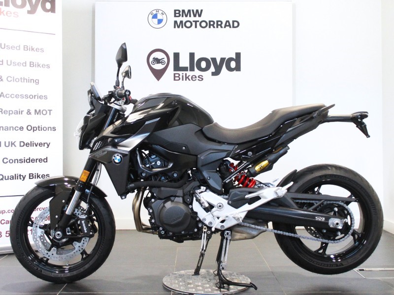 2026 (26) F 900 R 5915356