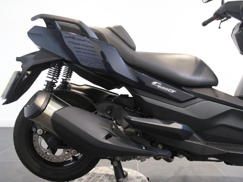 2024 (24) C 400 GT 5995135