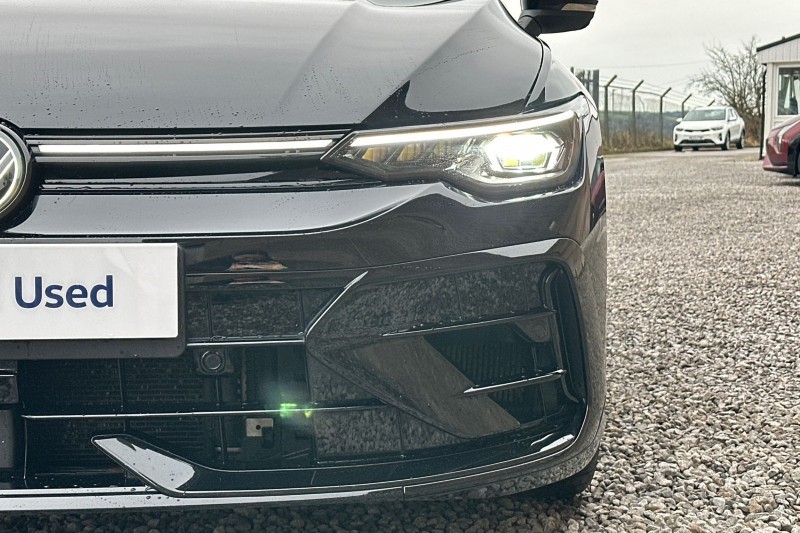 2025 (75) VOLKSWAGEN GOLF 2.0 TSI 333 R Black Edition 4Motion 5dr DSG 5034270