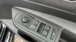 2025 (75) VOLKSWAGEN GOLF 2.0 TSI 333 R Black Edition 4Motion 5dr DSG 5034246