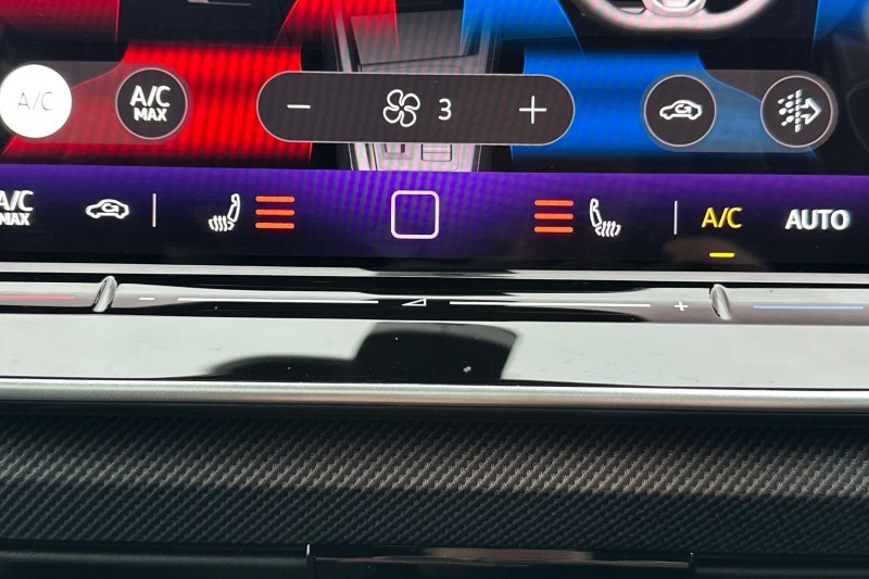 2025 (75) VOLKSWAGEN GOLF 2.0 TSI 333 R Black Edition 4Motion 5dr DSG 5034261