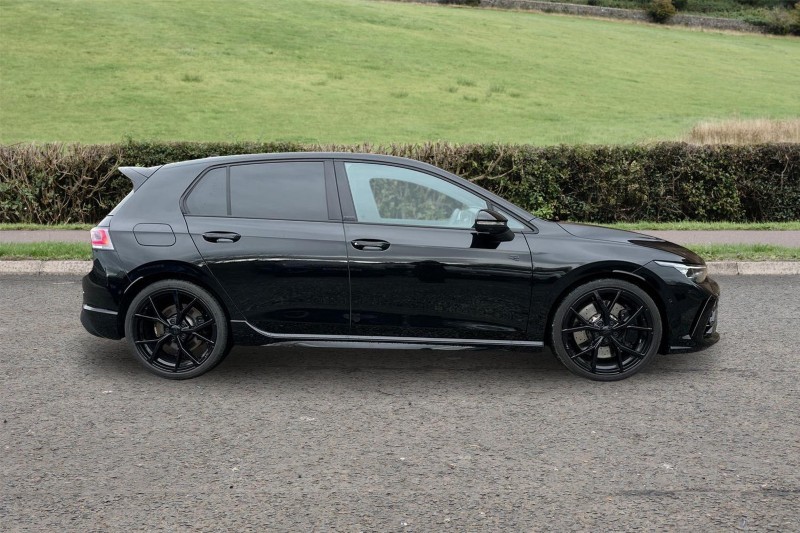 2025 (75) VOLKSWAGEN GOLF 2.0 TSI 333 R Black Edition 4Motion 5dr DSG 5034237