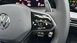 2025 (75) VOLKSWAGEN GOLF 2.0 TSI 333 R Black Edition 4Motion 5dr DSG 5034252