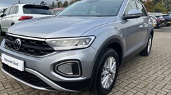 2024 (74) VOLKSWAGEN T-ROC 1.5 TSI Life 5dr DSG 4648861