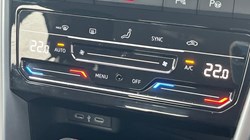 2024 (74) VOLKSWAGEN T-ROC 1.5 TSI Life 5dr DSG 4648849