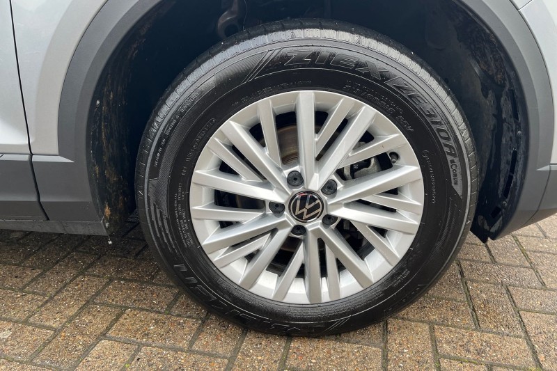 2024 (74) VOLKSWAGEN T-ROC 1.5 TSI Life 5dr DSG 4704791