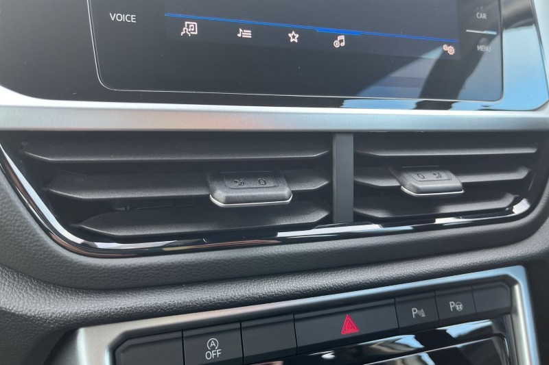 2024 (74) VOLKSWAGEN T-ROC 1.5 TSI Life 5dr DSG 4704809