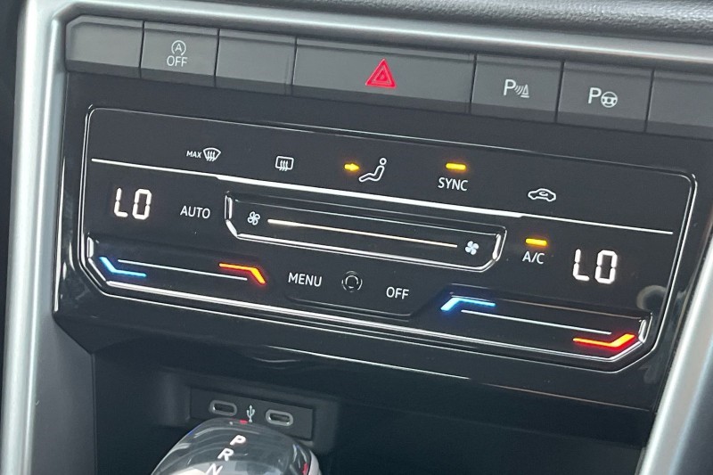 2024 (74) VOLKSWAGEN T-ROC 1.5 TSI Life 5dr DSG 4704808