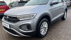 2024 (74) VOLKSWAGEN T-ROC 1.5 TSI Life 5dr DSG 4704820