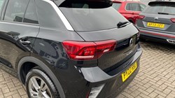 2022 (22) VOLKSWAGEN T-ROC 1.5 TSI R-Line 5dr 4675250