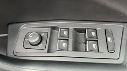 2022 (22) VOLKSWAGEN T-ROC 1.5 TSI R-Line 5dr 4675221