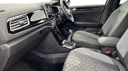 2022 (22) VOLKSWAGEN T-ROC 1.5 TSI R-Line 5dr 4675211