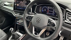 2022 (22) VOLKSWAGEN T-ROC 1.5 TSI R-Line 5dr 4675218