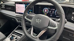 2025 (25) VOLKSWAGEN TIGUAN 1.5 TSI 272 eHybrid R-Line 5dr DSG 4689375