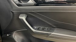 2024 (24) VOLKSWAGEN T-ROC 2.0 TSI 4MOTION R-Line 5dr DSG 4744905