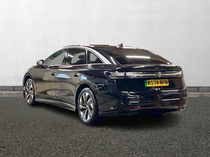 2024 (74) VOLKSWAGEN ID.7 210kW Match Pro 77kWh 5dr Auto