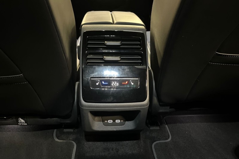 2024 (74) VOLKSWAGEN ID.7 210kW Match Pro 77kWh 5dr Auto 4742800