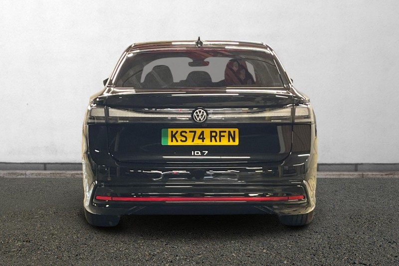 2024 (74) VOLKSWAGEN ID.7 210kW Match Pro 77kWh 5dr Auto 4742760